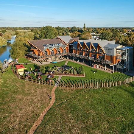 Riverside Park Stratford-upon-Avon Luaran gambar